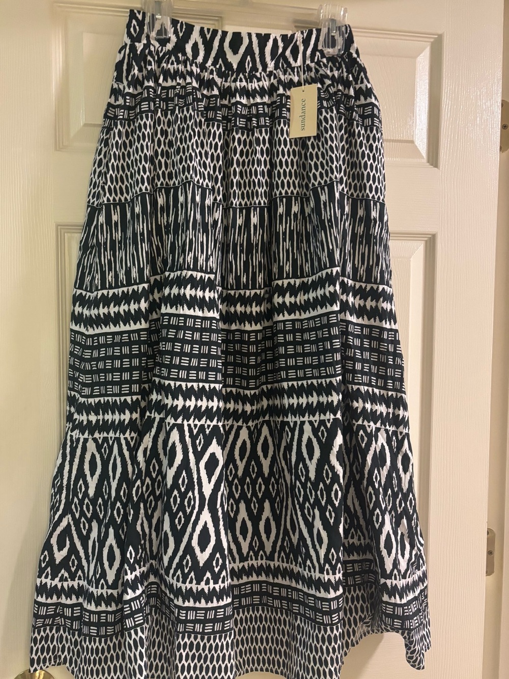 Sundance Black & white Maxi Skirt made in India Size S. $48 NWT.